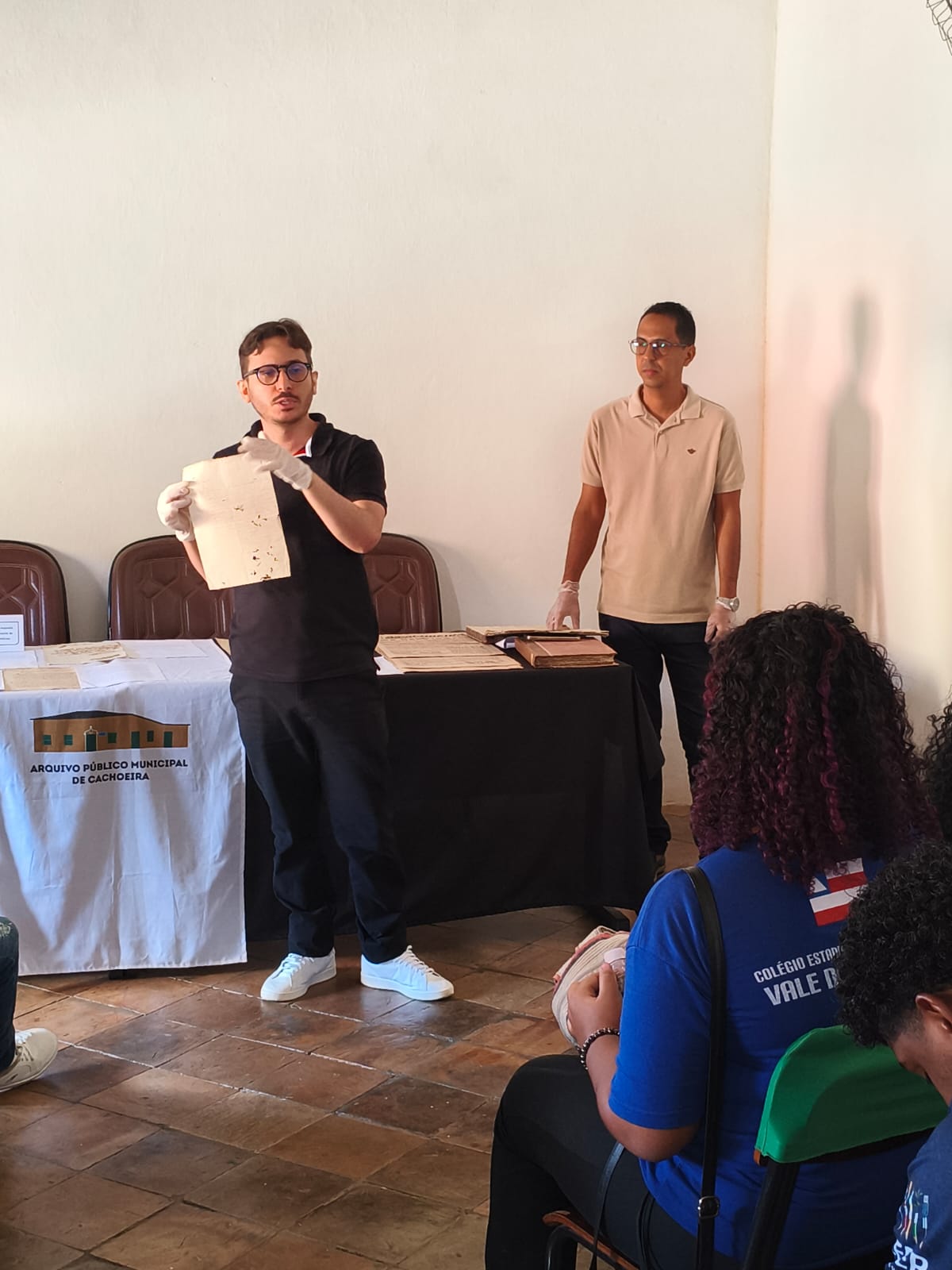 Igor em atividade de pesquisa