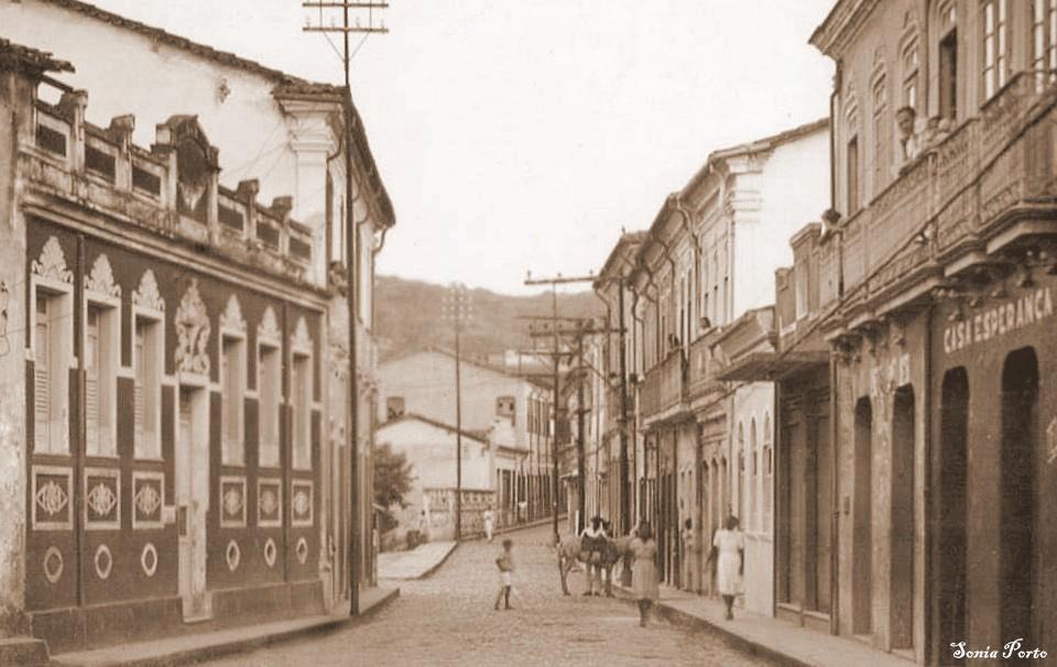 Vista histórica de Cachoeira, mesma imagem da abertura dos TCCs